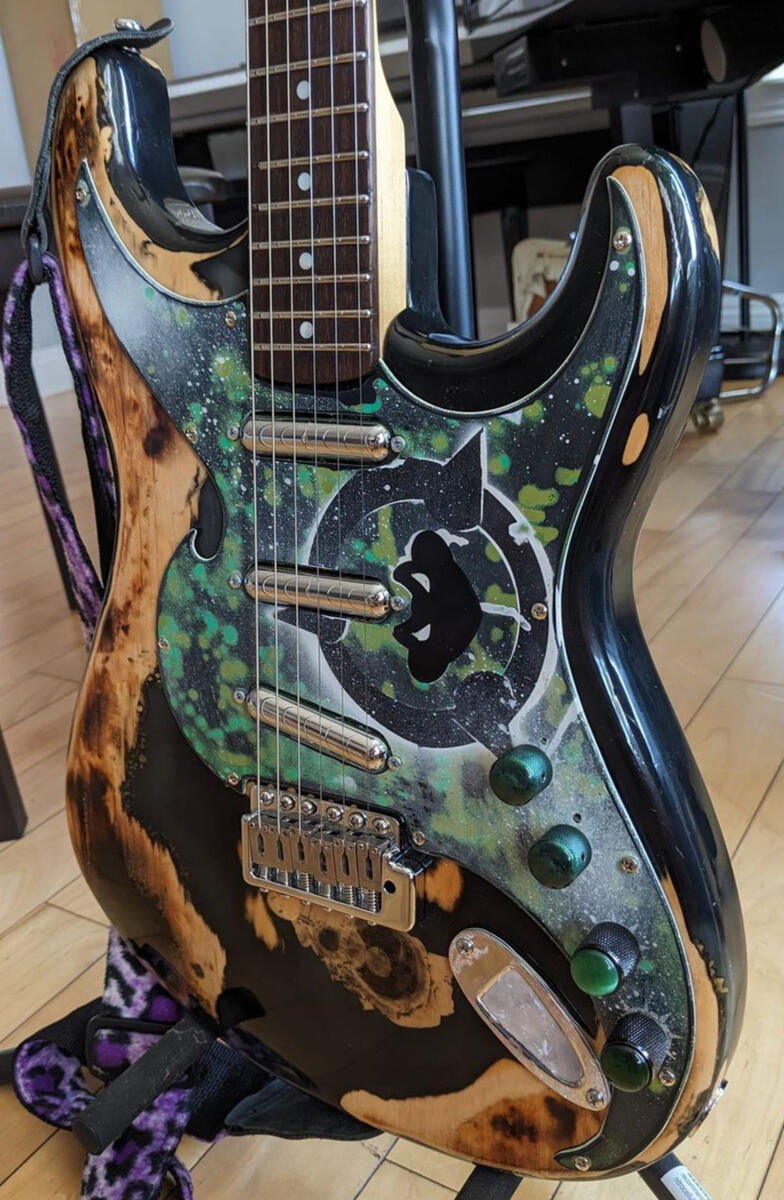 Squier Strat SE cir. 2000 revisioned for Juliet at Bad Juju Guitars